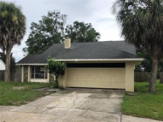 Foreclosed Home - 1604 BENT PINE WAY, 33511