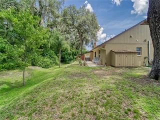 Foreclosed Home - 2037 SHADOW PINE DR, 33511