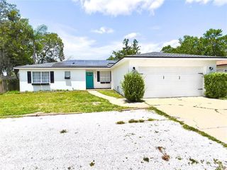 Foreclosed Home - 2226 S KINGS AVE, 33511