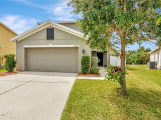 Foreclosed Home - 12129 BARNSLEY RESERVE PL, 33534