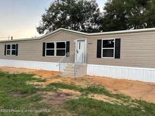 Foreclosed Home - 8644 ASHLEY ST, 33540
