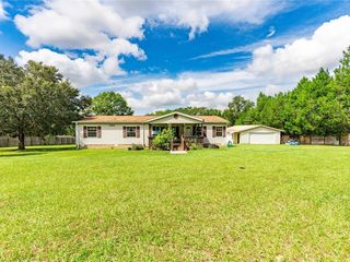 Foreclosed Home - 8719 MICARTA LN, 33541