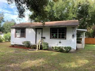 Foreclosed Home - 5811 20th St, 33542