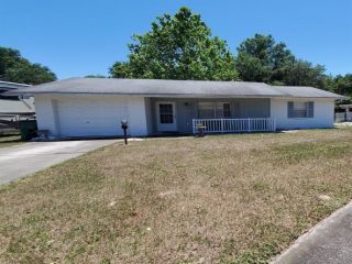 Foreclosed Home - 5628 RHONDA CT, 33542