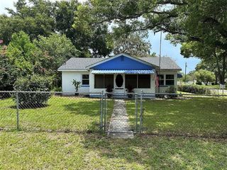 Foreclosed Home - 4350 5TH ST, 33542