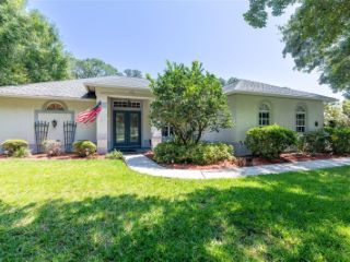 Foreclosed Home - 1532 CAMPHOR COVE DR, 33549