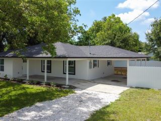 Foreclosed Home - 1207 W MADISON ST, 33563