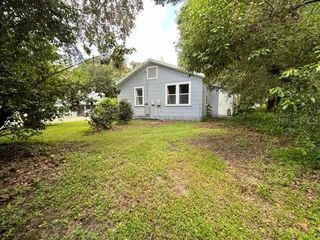 Foreclosed Home - 808 W TEVER ST, 33563