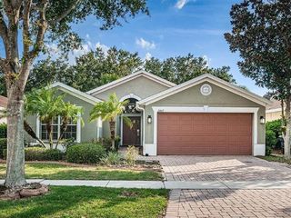 Foreclosed Home - 11407 COCONUT ISLAND DR, 33569