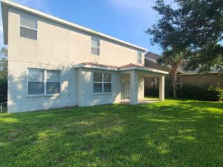 Foreclosed Home - 11805 AUTUMN CREEK DR, 33569