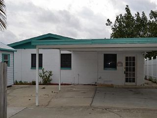 Foreclosed Home - 3302 W SHELL POINT RD, 33570