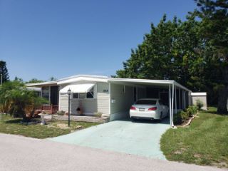 Foreclosed Home - 2515 SCUTTLEBUTT LOOP, 33570