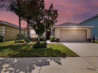 Foreclosed Home - 920 MEADOW GLADE DR, 33570