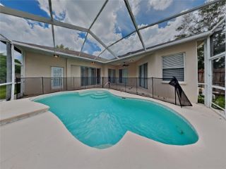 Foreclosed Home - 6813 REGENTS VILLAGE WAY, 33572