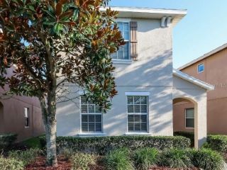 Foreclosed Home - 9027 ASPEN HOLLOW PL, 33578