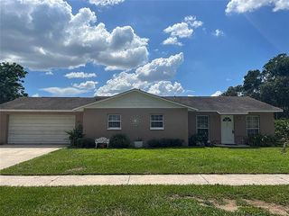 Foreclosed Home - 601 WOOD RD, 33584