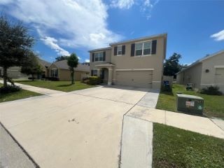Foreclosed Home - 9907 WARM STONE ST, 33592