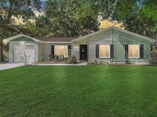 Foreclosed Home - 1806 DURANT RD, 33596