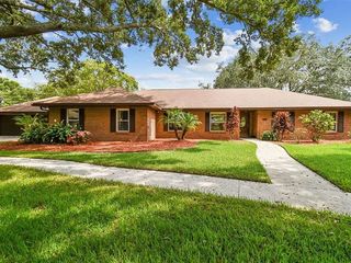 Foreclosed Home - 2714 GOLF HEIGHTS CIR, 33596