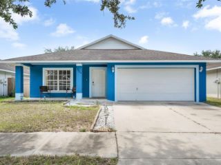 Foreclosed Home - 15520 FLORIDA BREEZE LOOP, 33598