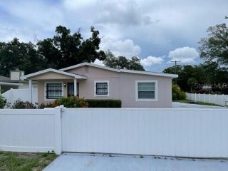 Foreclosed Home - 5615 N ROME AVE, 33603