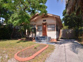 Foreclosed Home - 5907 N Highland Ave, 33604
