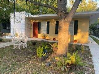 Foreclosed Home - 5705 N CENTRAL AVE, 33604
