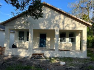 Foreclosed Home - 8716 N BROOKS ST, 33604