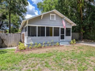 Foreclosed Home - 214 E CLUSTER AVE, 33604