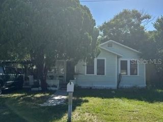 Foreclosed Home - 8711 N 13TH ST, 33604