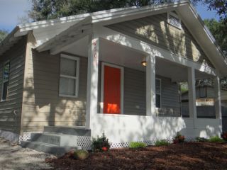 Foreclosed Home - 8506 N BRANCH AVE, 33604