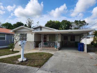 Foreclosed Home - 1408 E 23RD AVE, 33605