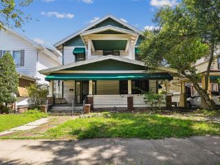 Foreclosed Home - 802 S NEWPORT AVE, 33606