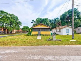 Foreclosed Home - 1002 W NASSAU ST, 33607
