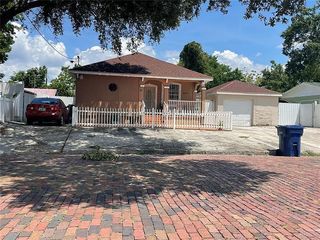 Foreclosed Home - 3011 W CHERRY ST, 33607