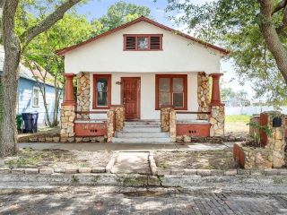 Foreclosed Home - 2130 W CHERRY ST, 33607
