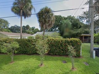 Foreclosed Home - 307 N HESPERIDES ST, 33609