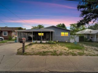 Foreclosed Home - 4226 E CHELSEA ST, 33610