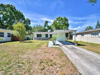 Foreclosed Home - 4516 W PAXTON AVE, 33611