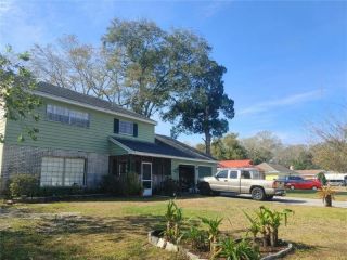 Foreclosed Home - 14716 CARNATION DR, 33613