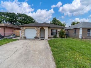 Foreclosed Home - 6914 N COOLIDGE AVE, 33614