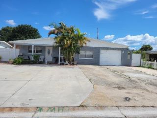 Foreclosed Home - 4530 W BURKE ST, 33614
