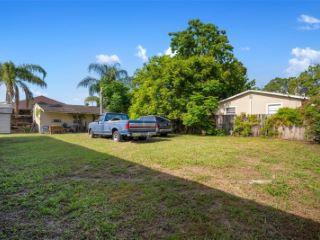 Foreclosed Home - 7022 N RICHARD AVE, 33614