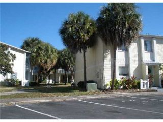 Foreclosed Home - 7701 ROCK PALM AVE # 23, 33615