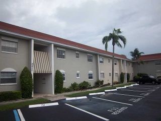 Foreclosed Home - BAY POINTE CONDOS, 33615