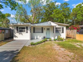 Foreclosed Home - 6815 S WALL ST, 33616