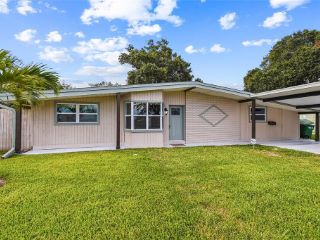 Foreclosed Home - 4425 W MONTGOMERY AVE, 33616