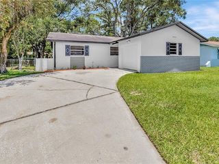 Foreclosed Home - 4420 TARPON DR, 33617