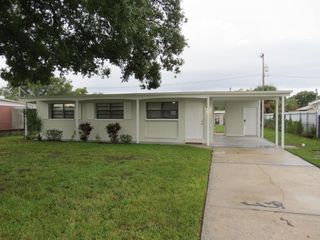 Foreclosed Home - 1723 WINDSOR WAY, 33619