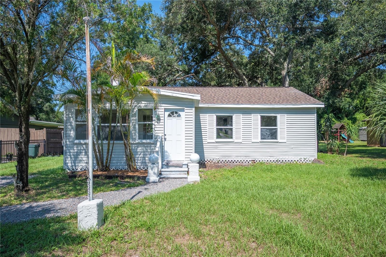 Foreclosed Home - 2409 S 70TH ST, 33619